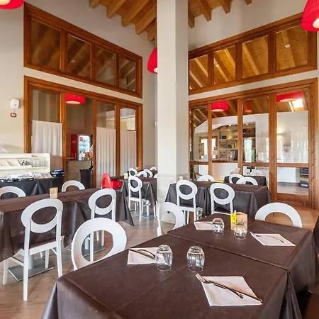 Apartamento Cosy In Lido Delle Nazioni With Pool *